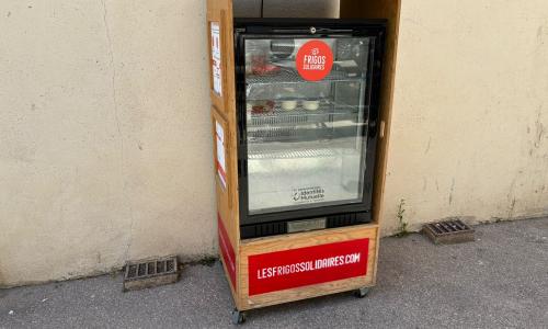 Le frigo solidaire du Rouet (8e)